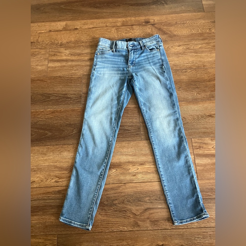 White House Black Market Light Blue mid rise slim, size 0 petite